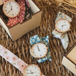 Montre à nouer et boîte en bois